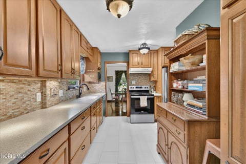 Tiny photo for 4229 Grantley Road, Toledo, OH 43613 (MLS # 10012803)