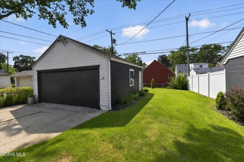 Tiny photo for 4229 Grantley Road, Toledo, OH 43613 (MLS # 10012803)