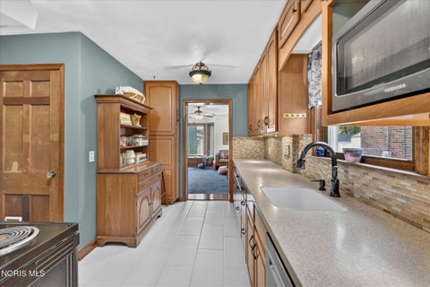 Tiny photo for 4229 Grantley Road, Toledo, OH 43613 (MLS # 10012803)