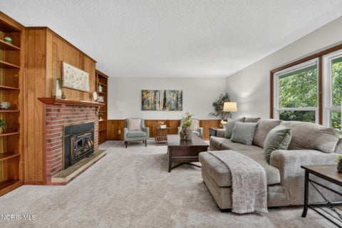 Tiny photo for 26696 Thompson Road, Perrysburg, OH 43551 (MLS # 10010170)