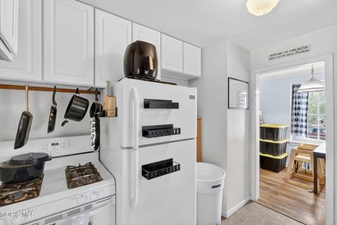 Tiny photo for 4443 Fairview Drive, Toledo, OH 43612 (MLS # 10006342)