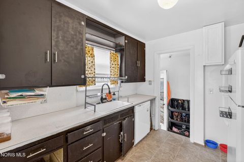 Tiny photo for 4443 Fairview Drive, Toledo, OH 43612 (MLS # 10006342)