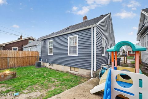 Tiny photo for 4443 Fairview Drive, Toledo, OH 43612 (MLS # 10006342)