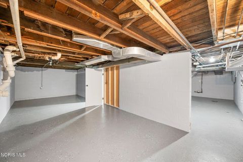 Tiny photo for 5809 Dorr Street, Toledo, OH 43615 (MLS # 10004979)