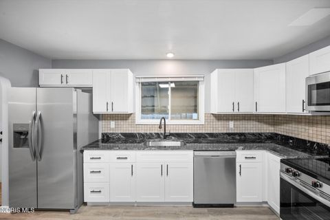 Tiny photo for 5809 Dorr Street, Toledo, OH 43615 (MLS # 10004979)