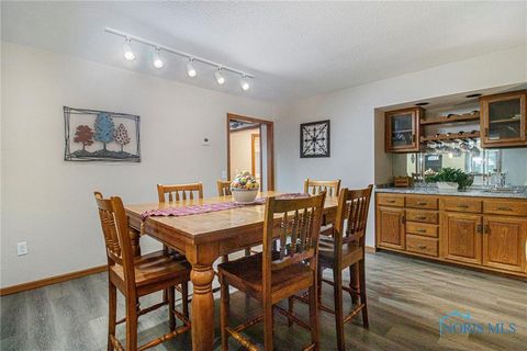 Tiny photo for 832 S Centennial Road, Holland, OH 43528 (MLS # 10000705)