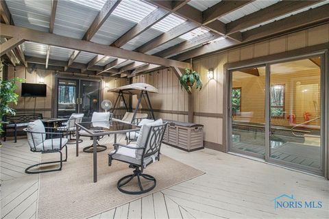 Tiny photo for 832 S Centennial Road, Holland, OH 43528 (MLS # 10000705)