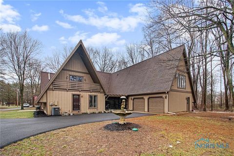 Tiny photo for 832 S Centennial Road, Holland, OH 43528 (MLS # 10000705)