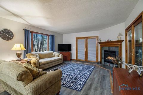 Tiny photo for 832 S Centennial Road, Holland, OH 43528 (MLS # 10000705)