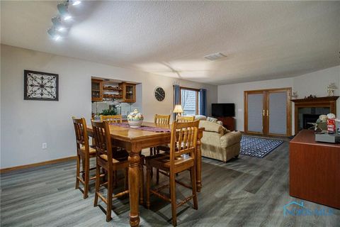 Tiny photo for 832 S Centennial Road, Holland, OH 43528 (MLS # 10000705)