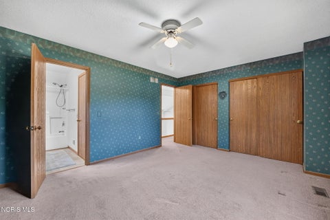 Tiny photo for 956 Jennison Drive, Rossford, OH 43460 (MLS # 10014576)