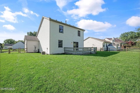 Tiny photo for 956 Jennison Drive, Rossford, OH 43460 (MLS # 10014576)