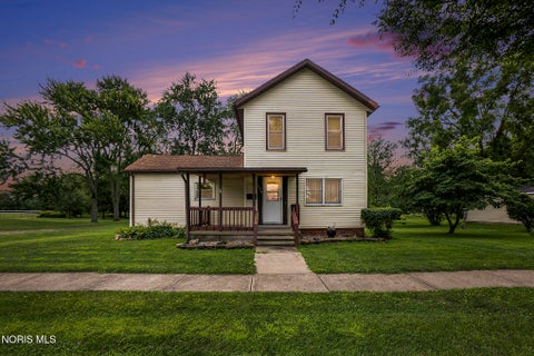 Photo of 433 E Main Street, Napoleon, OH 43545 (MLS # 10013621)