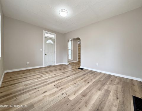 Tiny photo for 23 Minerva Street, Tiffin, OH 44883 (MLS # 10000825)