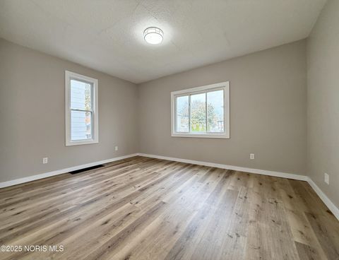 Tiny photo for 23 Minerva Street, Tiffin, OH 44883 (MLS # 10000825)