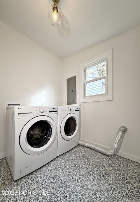 Tiny photo for 23 Minerva Street, Tiffin, OH 44883 (MLS # 10000825)