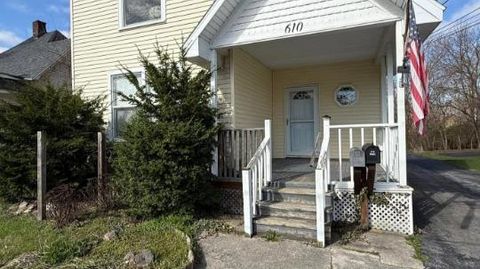 Photo of 610 S Blanchard Street #lower, Findlay, OH 45840 (MLS # 10005922)