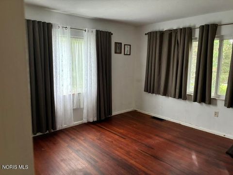 Tiny photo for 5343 Pageland Drive, Toledo, OH 43611 (MLS # 10008340)