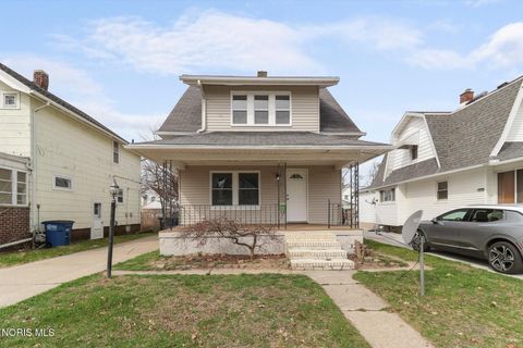 Photo of 538 Ogden Avenue, Toledo, OH 43609 (MLS # 10005737)