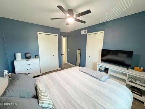 Tiny photo for 809 N Wintergarden Road, Bowling Green, OH 43402 (MLS # 10004924)