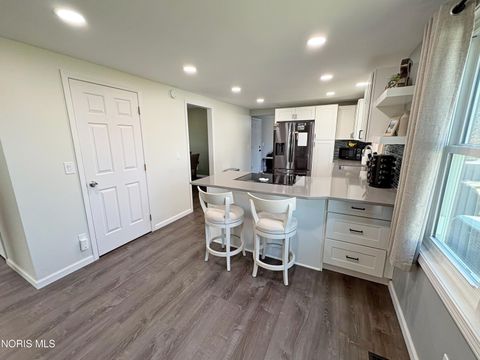 Tiny photo for 809 N Wintergarden Road, Bowling Green, OH 43402 (MLS # 10004924)