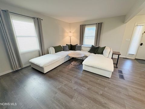 Tiny photo for 809 N Wintergarden Road, Bowling Green, OH 43402 (MLS # 10004924)