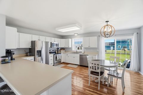 Tiny photo for 107 S Sullivan Drive, Haskins, OH 43525 (MLS # 10005038)