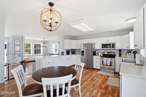 Tiny photo for 107 S Sullivan Drive, Haskins, OH 43525 (MLS # 10005038)