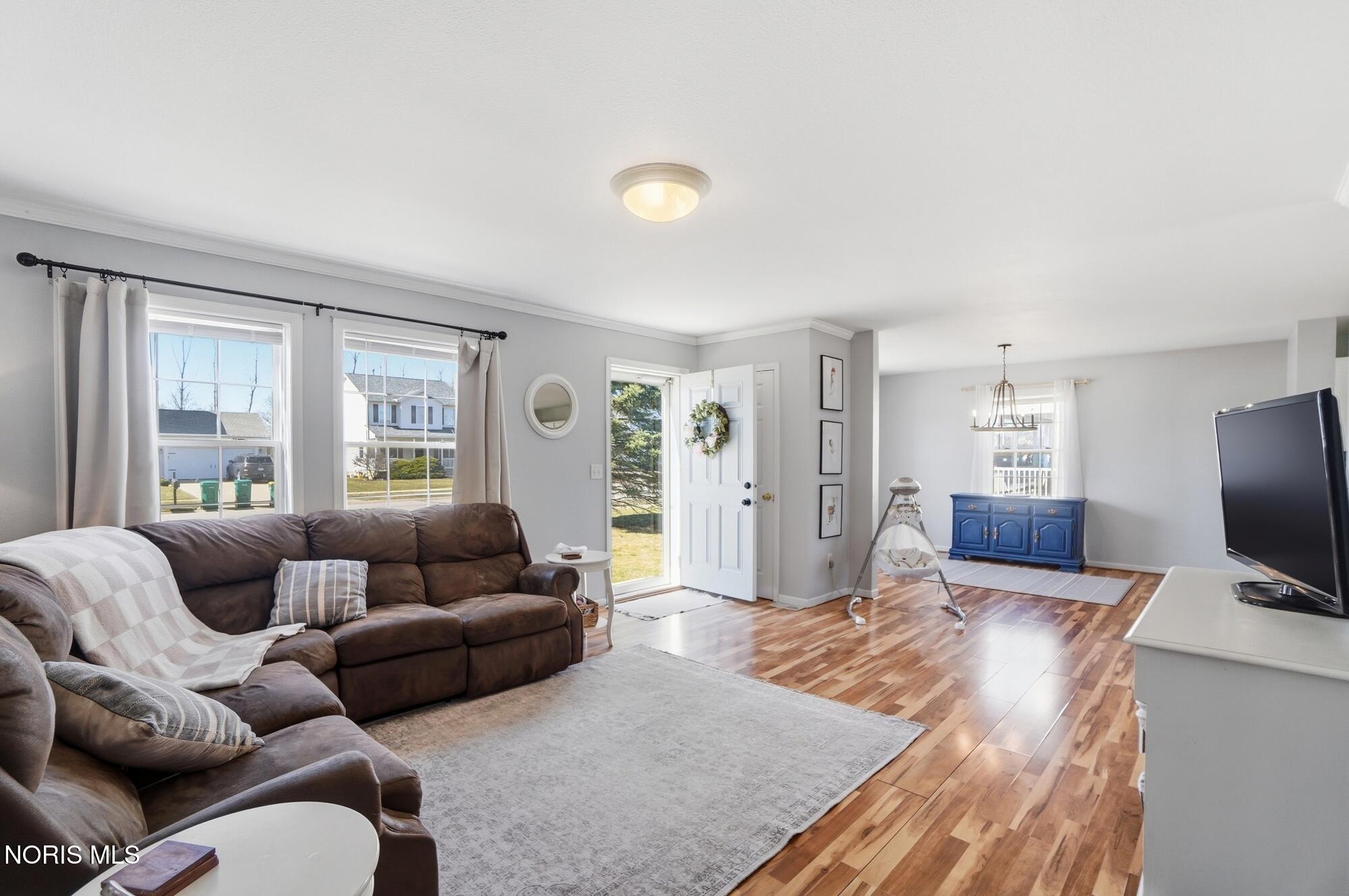 107 S Sullivan Drive