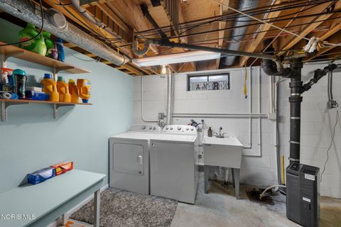Tiny photo for 1865 Glen Ellyn Drive, Toledo, OH 43614 (MLS # 10007008)