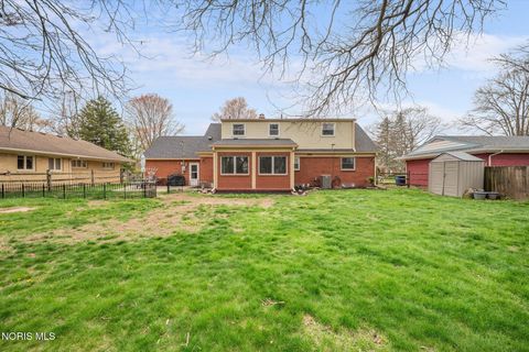 Tiny photo for 1865 Glen Ellyn Drive, Toledo, OH 43614 (MLS # 10007008)