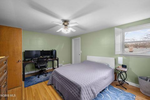 Tiny photo for 1865 Glen Ellyn Drive, Toledo, OH 43614 (MLS # 10007008)