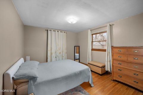 Tiny photo for 1865 Glen Ellyn Drive, Toledo, OH 43614 (MLS # 10007008)