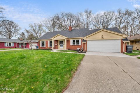 Tiny photo for 1865 Glen Ellyn Drive, Toledo, OH 43614 (MLS # 10007008)