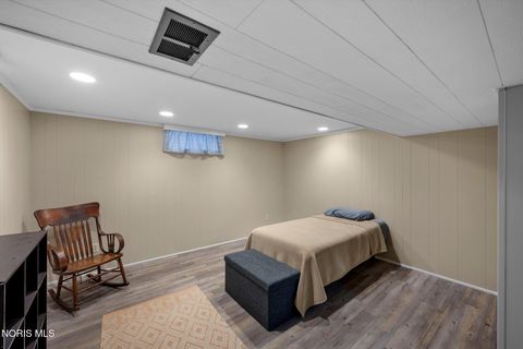 Tiny photo for 1865 Glen Ellyn Drive, Toledo, OH 43614 (MLS # 10007008)