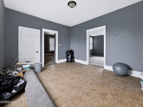 Tiny photo for 714 Oak Street, Toledo, OH 43605 (MLS # 10013680)