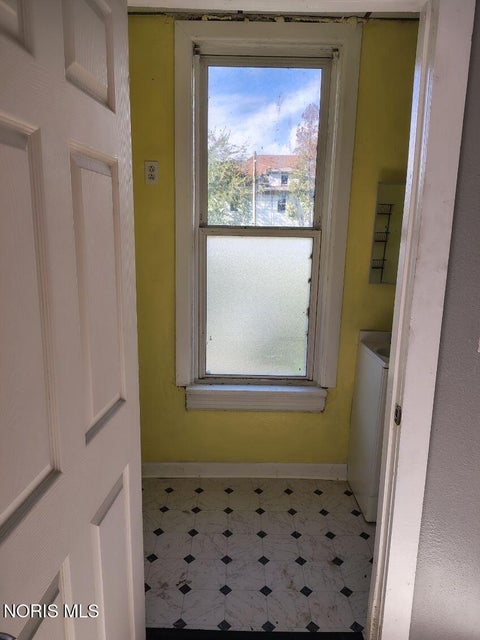Tiny photo for 714 Oak Street, Toledo, OH 43605 (MLS # 10013680)