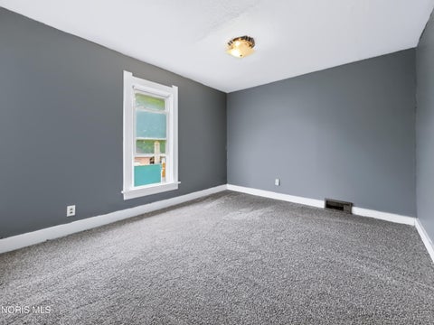 Tiny photo for 714 Oak Street, Toledo, OH 43605 (MLS # 10013680)