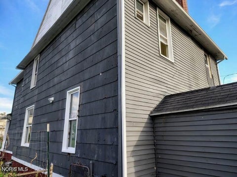 Tiny photo for 714 Oak Street, Toledo, OH 43605 (MLS # 10013680)