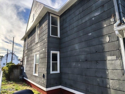 Tiny photo for 714 Oak Street, Toledo, OH 43605 (MLS # 10013680)