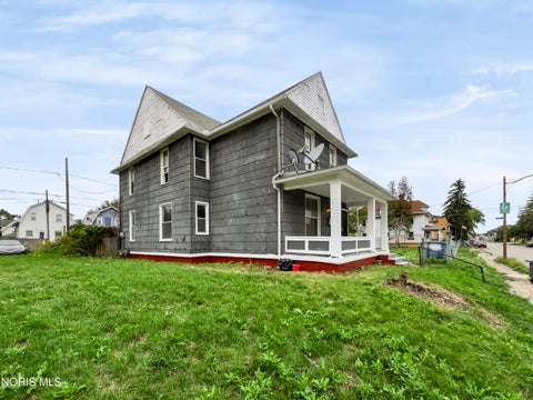 Tiny photo for 714 Oak Street, Toledo, OH 43605 (MLS # 10013680)