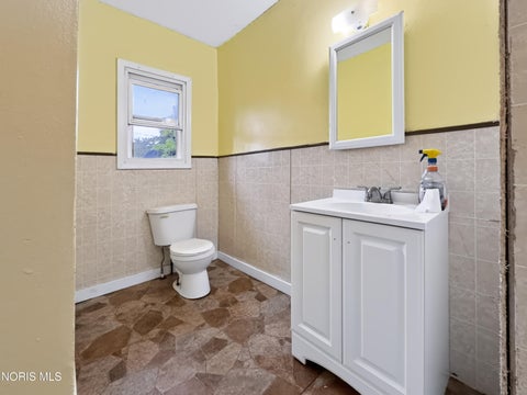 Tiny photo for 714 Oak Street, Toledo, OH 43605 (MLS # 10013680)