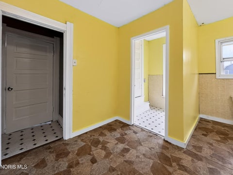 Tiny photo for 714 Oak Street, Toledo, OH 43605 (MLS # 10013680)