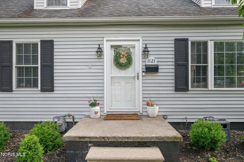 Tiny photo for 1121 Michigan Avenue, Waterville, OH 43566 (MLS # 10008967)
