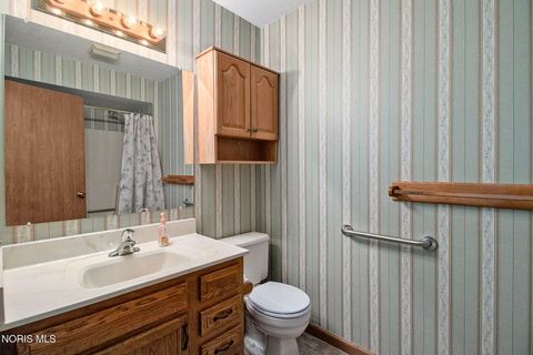 Tiny photo for 3785 Ryan Place, Northwood, OH 43619 (MLS # 10004343)