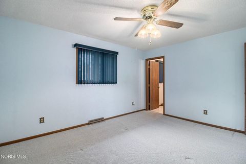 Tiny photo for 3785 Ryan Place, Northwood, OH 43619 (MLS # 10004343)