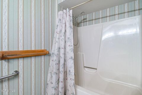 Tiny photo for 3785 Ryan Place, Northwood, OH 43619 (MLS # 10004343)