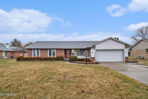 Photo of 3785 Ryan Place, Northwood, OH 43619 (MLS # 10004343)