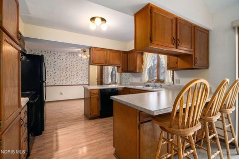 Tiny photo for 3785 Ryan Place, Northwood, OH 43619 (MLS # 10004343)