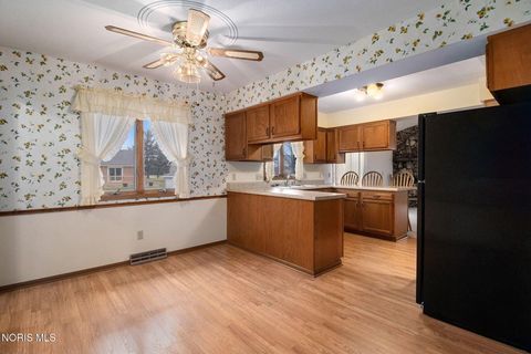 Tiny photo for 3785 Ryan Place, Northwood, OH 43619 (MLS # 10004343)